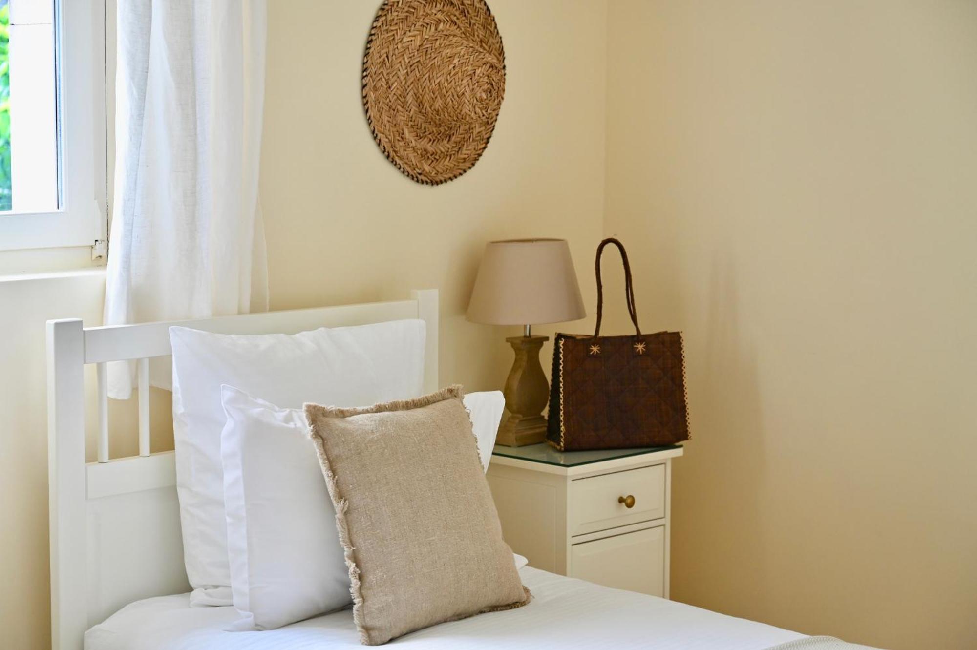 La Villa Baronnette Cabrieres-d'Avignon ภายนอก รูปภาพ