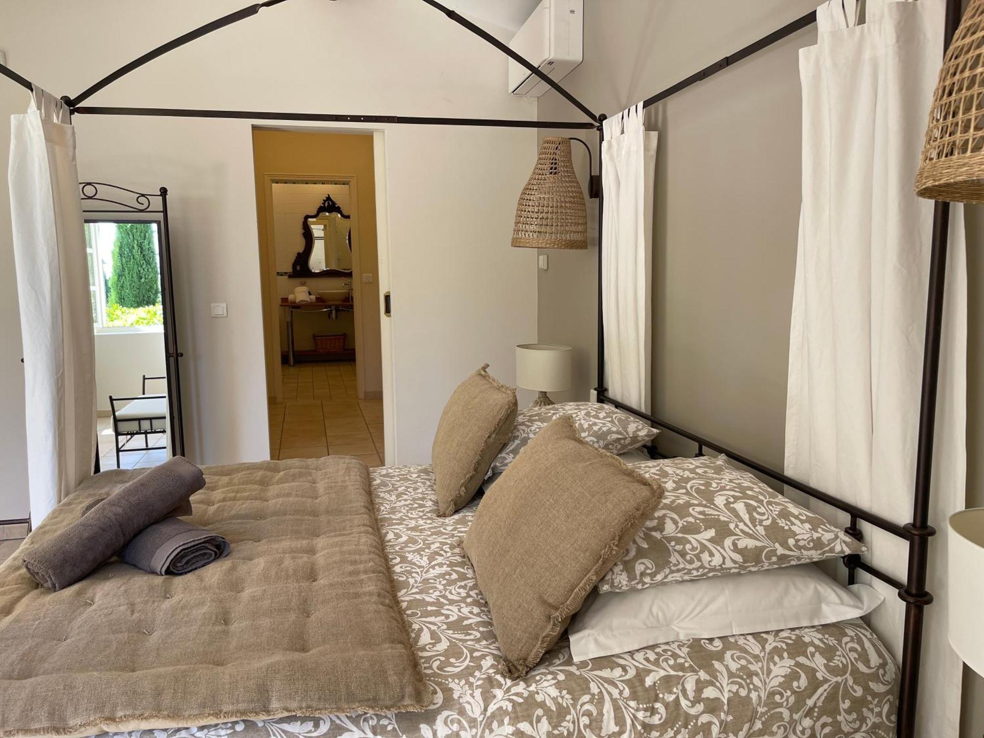 La Villa Baronnette Cabrieres-d'Avignon ภายนอก รูปภาพ